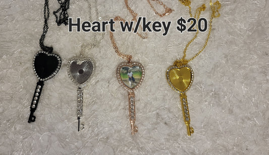 Heart/key necklace